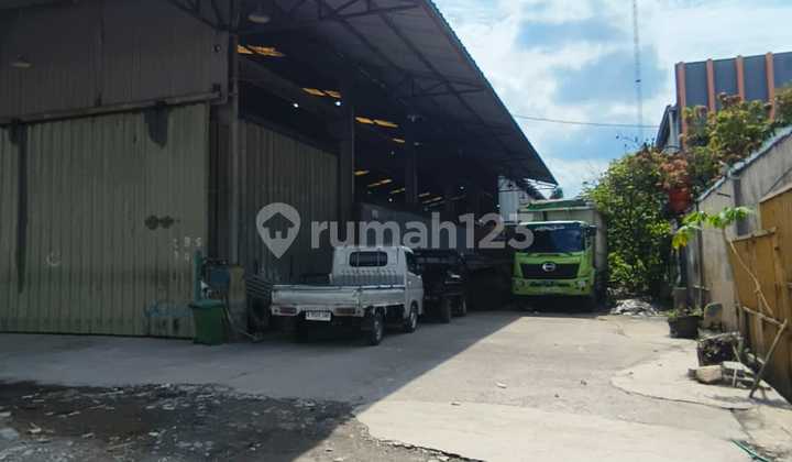 Disewakan Gudang Siap Huni dan Siap Pakai di Kavling Dpr