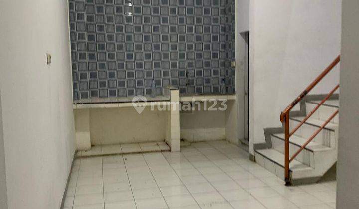 Disewakan Rumah Siap Huni Dan Siap Pakai Di Jelambar 1