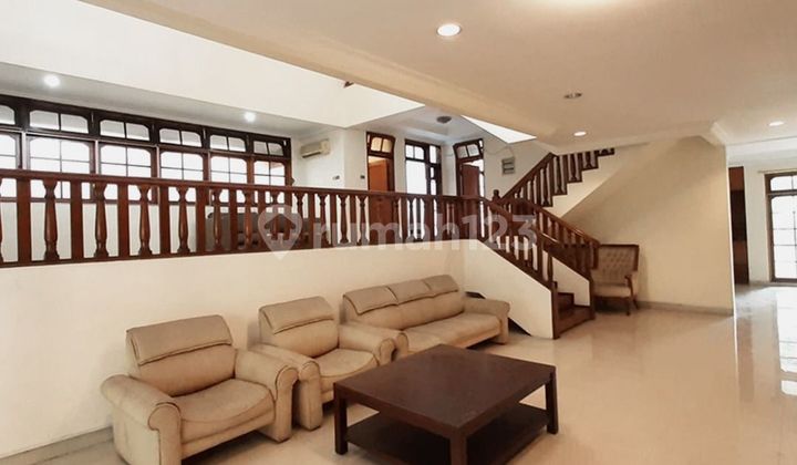 Rumah 2 Lantai Shm Bagus, Duta Permai Pondok Indah Jakarta Selatan