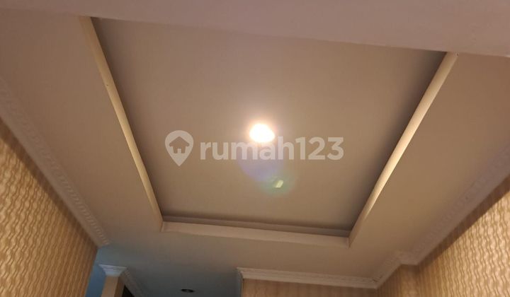 Two-Story Nusaloka House in BSD, Tangerang 2