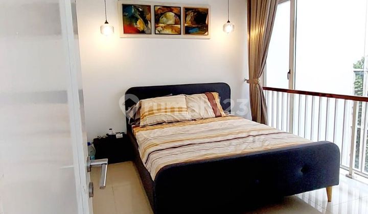 Rumah 2 Lt Di Jual/Di Sewakan Kebayoran Residence Shm Bagus 2