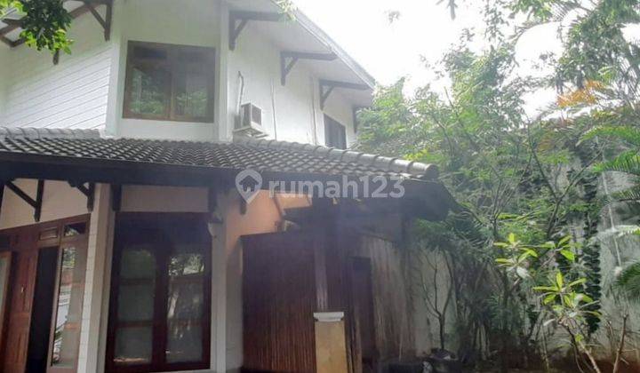 Di Jual Rumah 2lt, Lt 912m², Shm , Kemang Jkt-S 1