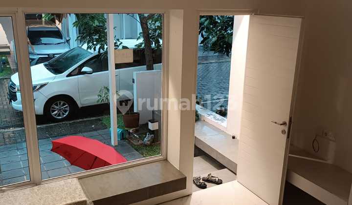 Good 2-Story House with SHM in BSD 2