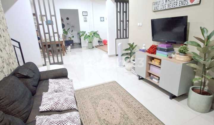 House in Graha Raya with Freehold Title 2