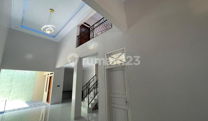 Rumah Cantik Siap Huni 2 Lantai Sudah Renovasi Di Galaxi Bekasi 2