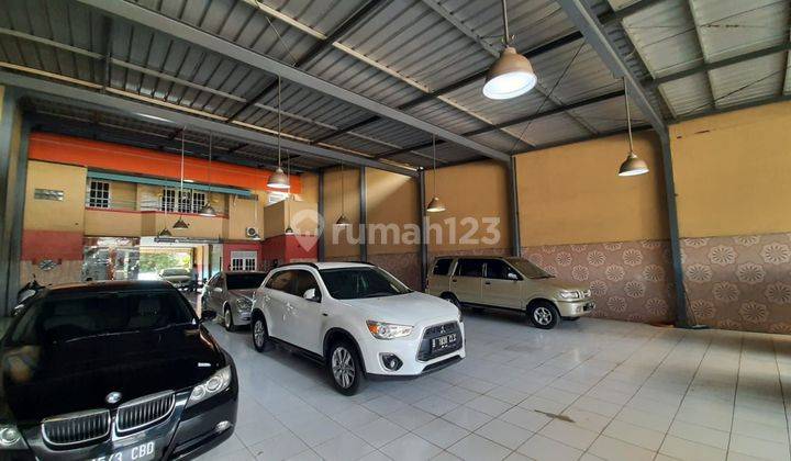 Dijual Bangunan Ex Showroom Mobil Berikut Rumah Tinggal 2