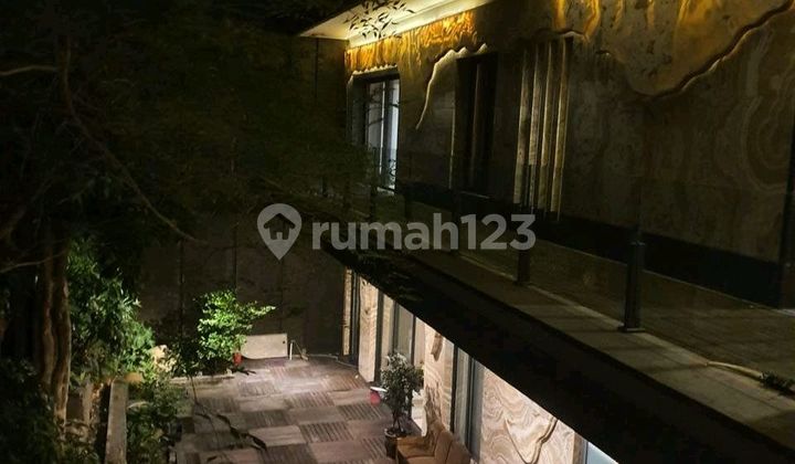 Luxury House Full Imported Onyx Floor and Wall. Darmo Hill Cluster. 2