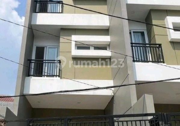 Rumah Brand New Di Muara Karang.shm. Di Bawah Pasaran.