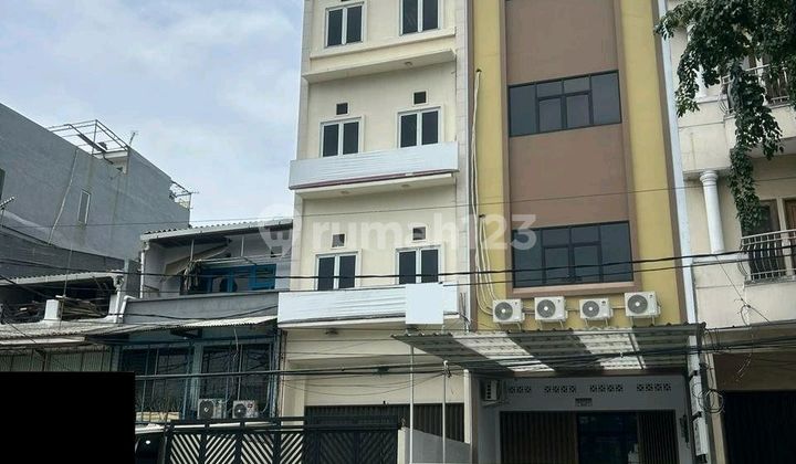 Ruko 4 Lantai Siap Pakai, Ada Lift, Di Muara Karang Ruko 4 Lantai Siap Pakai, Ada Lift, Di Muara Karang