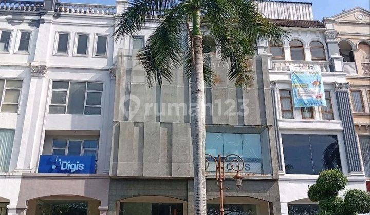 Ruko Gandeng.4,5 Lantai Strategis Area Komersil. Pinggir Jalan.