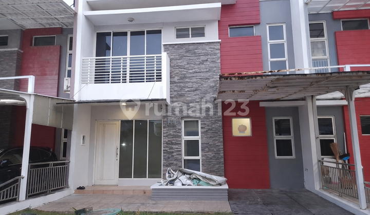 Rumah 2 Lantai Perumahan Elit 2 Pintu Keamanan SHM