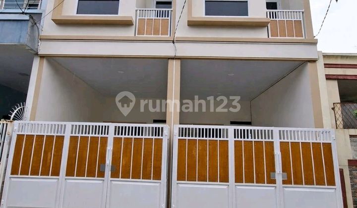 Rumah Cantik 2 Lantai Hanya 2 Unit Harga Murah SHM