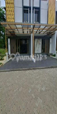 Puri 11 Heritage Brand New Lokasi Strategis. di Karang Tengah 2