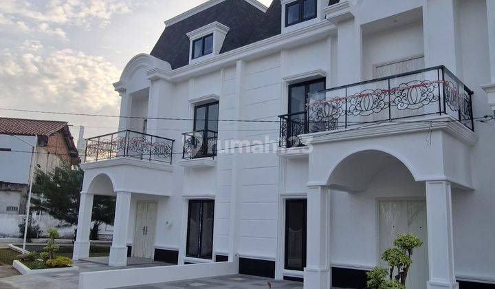 Dijual Rumah Tema American Clasic Lokasi Macan Kumbang 1