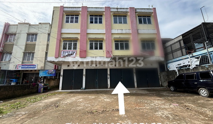 For Sale: Strategic 3-Story Shop House on Busy Jalan Wahid Hasyim, Kertapati, Palembang