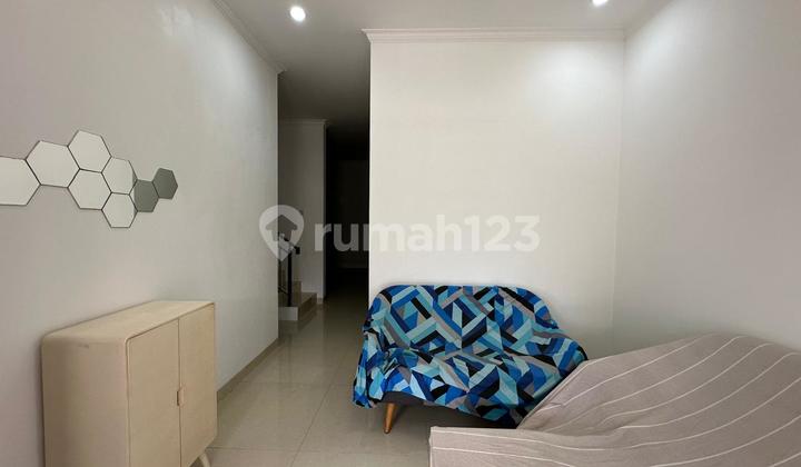 Dijual Rumah 2 Lantai Full Furnished Siap Huni Dalam Komplek Dekat Simpang Blk Palembang