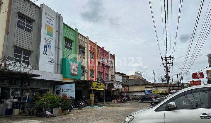 FOR SALE 3-STORY STRATEGIC SHOPHOUSE LOCATED AT JL SULTAN MAHMUD BADARUDIN KM 10 PALEMBANG 2