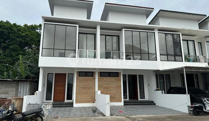 DIJUAL TOWN HOUSE BARU LOKASI PUSAT KOTA PALEMBANG DIJUAL TOWN HOUSE BARU LOKASI PUSAT KOTA PALEMBANG