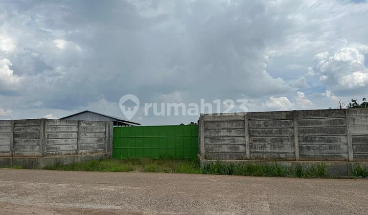 For rent: 6,700 m2 of spacious land located near Alang-alang lebar KM 12 Palembang terminal. For rent: 6,700 m2 of spacious land located near Alang-alang lebar KM 12 Palembang terminal.