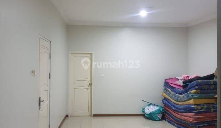 Di Jual Cepat Rumah 2 Lantai SHM di Jl. Soekarno Hatta Perumahan Bhumi Nirwana Km.5 2