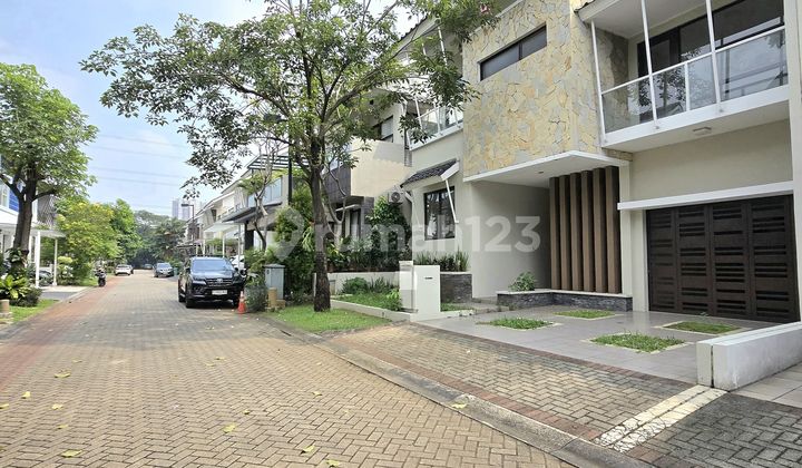 Rumah Minimalis 2 Lantai Di Sektor 7-bintaro 2