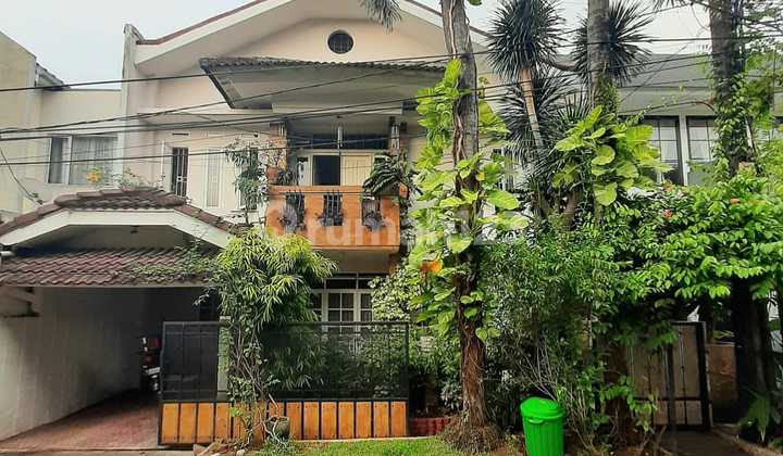 Rumah Minimalis 2 Lantai di Sektor 6 - Bintaro