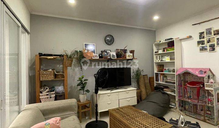 Rumah Cantik Minimalis Terawat Di Bintaro Jaya Sektor 2  1