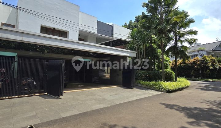 Rumah Bagus 2.5 Lantai di Sektor 7-Bintaro