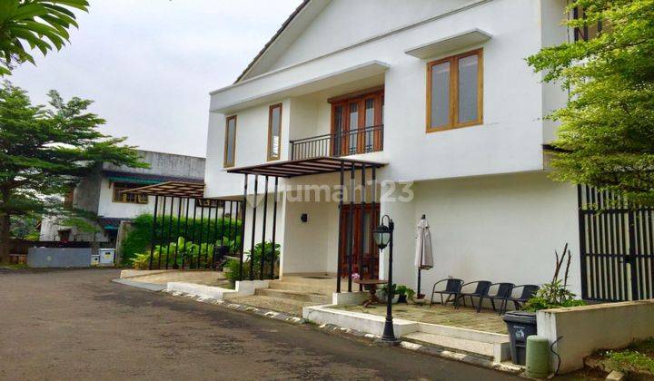 Rumah Keren Modern Minimalis Hoek Di Veteran Jakarta Selatan  2