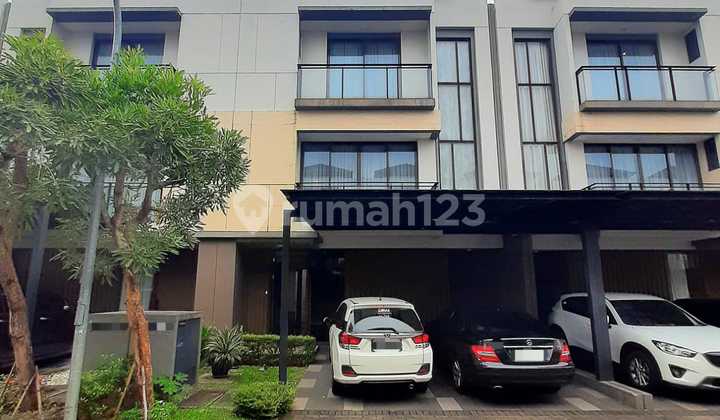 Rumah 3 Lantai Cluster Exclusive Di Bsd Rumah 3 Lantai Cluster Exclusive Di Bsd