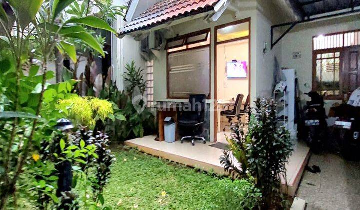 Rumah Halaman Luas Strategis Di Bsd City, Serpong  1