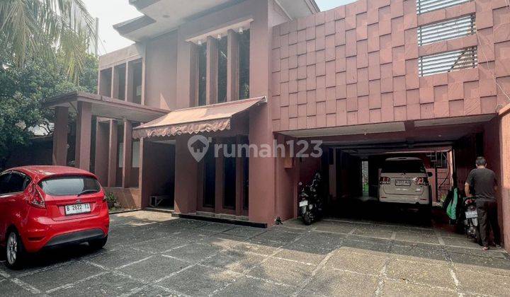  Rumah Bagus Semi Furnished Di Lebak Bulus, Jakarta Selatan  1