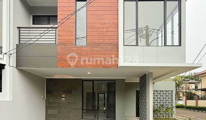 Rumah Baru 2 Lantai Taman Luas di Sektor 9-Bintaro 2