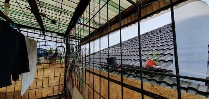 Rumah 2 Lantai Bebas Banjir di Kemanggisan Slipi Jakarta Barat 2