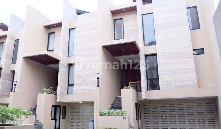 Rumah Bagus 3 Lantai Full Furnished di Pejaten Jakarta Selatan