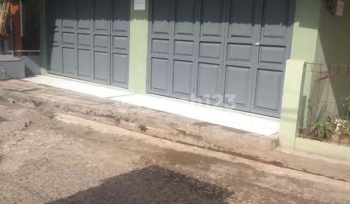 Rented House with 7 Doors and 2 Stalls in South Tambun, Bekasi, West Java 2
