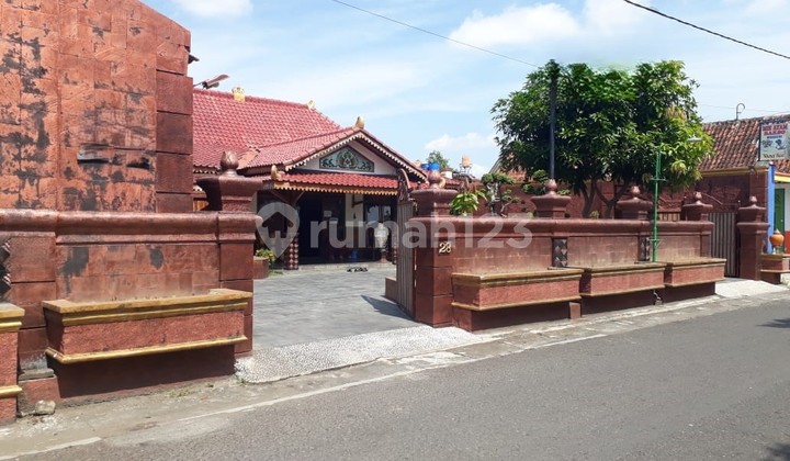 Rumah Etnik Jawa Posisi Hook Dekat Alun-Alun Selatan, Kraton, dan Malioboro di Kraton Yogyakarta 2
