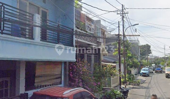 Rumah 2 Lantai Pinggir Jalan Cocok Untuk Kosan dan Usaha di Kebon Nanas Otista Jakarta Timur Rumah 2 Lantai Pinggir Jalan Cocok Untuk Kosan dan Usaha di Kebon Nanas Otista Jakarta Timur