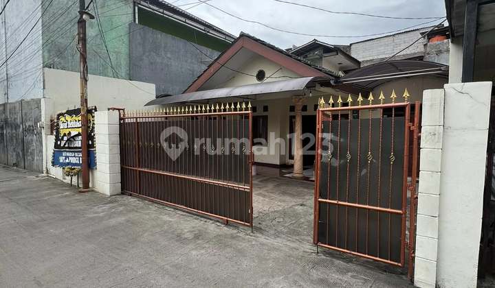 Rumah 2 Lantai Bebas Banjir Dekat LRT Di Jatibening Bekasi, Jawa Barat