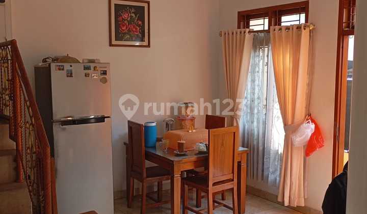 Rumah Bagus dan Kokoh 2 Lantai Bebas Banjir di Bintara Bekasi Jawa Barat 2