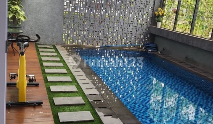 Rumah Bagus Furnished Posisi Hook di Sentul City Jawa Barat Rumah Bagus Furnished Posisi Hook di Sentul City Jawa Barat