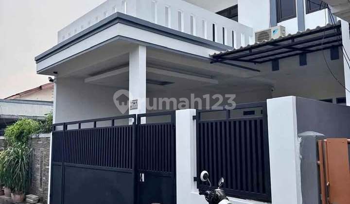 Rumah Bagus 2 Lantai Bebas Banjir di Kebon Jeruk Jakarta Barat