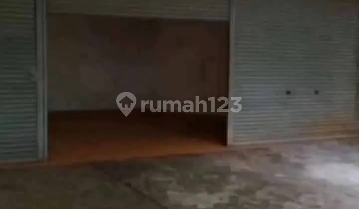 Rumah Ada Kolam Renang Bebas Banjir di TB Simatupang Jakarta Selatan 2