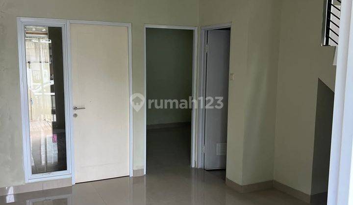 Rumah Dua Lantai Bebas Banjir Di Pamulang Tangerang Selatan 2