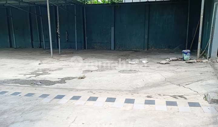 Ruang Usaha Strategis Pinggir Jalan Cocok untuk Bengkel di Kalibata Pancoran Jakarta Selatan