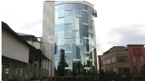 Strategic Roadside Office Building in Warung Buncit, South Jakarta Strategic Roadside Office Building in Warung Buncit, South Jakarta