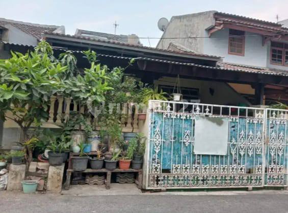 Affordable and Strategic House Near Pulogebang Terminal and Cakung Station in Pulogebang Cakung, East Jakarta 2