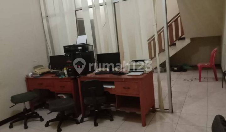 Ruang Usaha 2 Lantai Bebas Banjir Cocok untuk Kantor atau Gudang di Pondok Kelapa Jakarta Timur