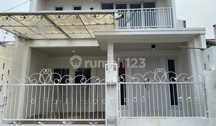 Dijual Rumah 3 Tingkat Mepet Summarecon Di Tytyan Kencana Bekasi 1