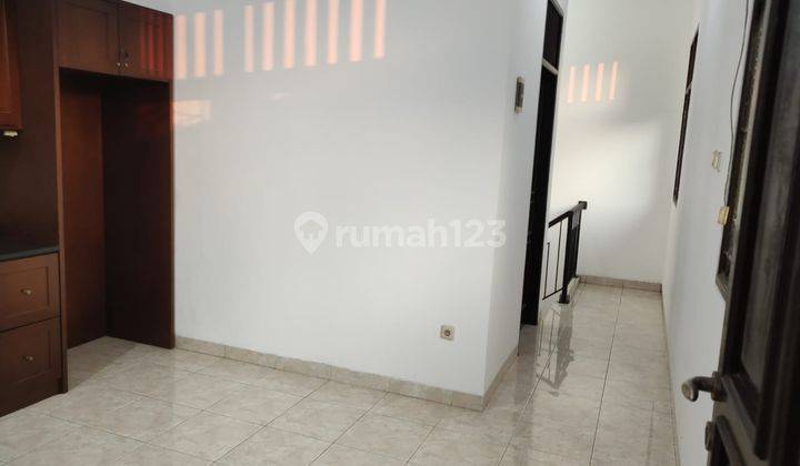 foto lainnya dijual cepat rumah luas siap